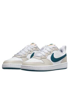 Nike Boys Court Borough Low 2 Sneakers White Size 6 Streetwear School Casual